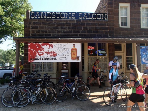 Kandango-2014-1-SandstoneSaloon