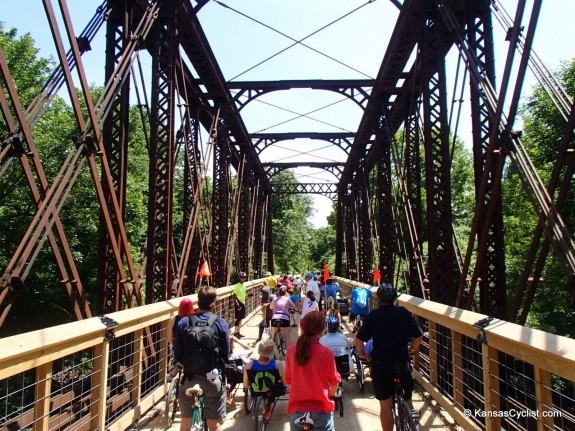 Southwind Rail Trail Elm Creek Bridge 2013-06