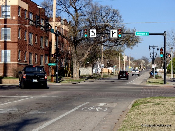 Wichita 1st St Bike Lane - Right Turn